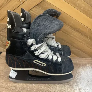 Bauer- Supreme 300 Pro: Black/Orange Detail -unisex-4Y