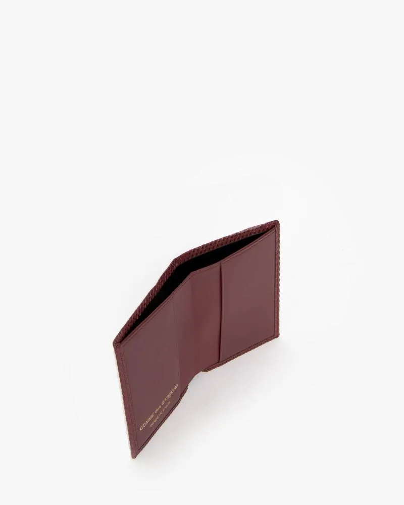 Bifold in Burgundy