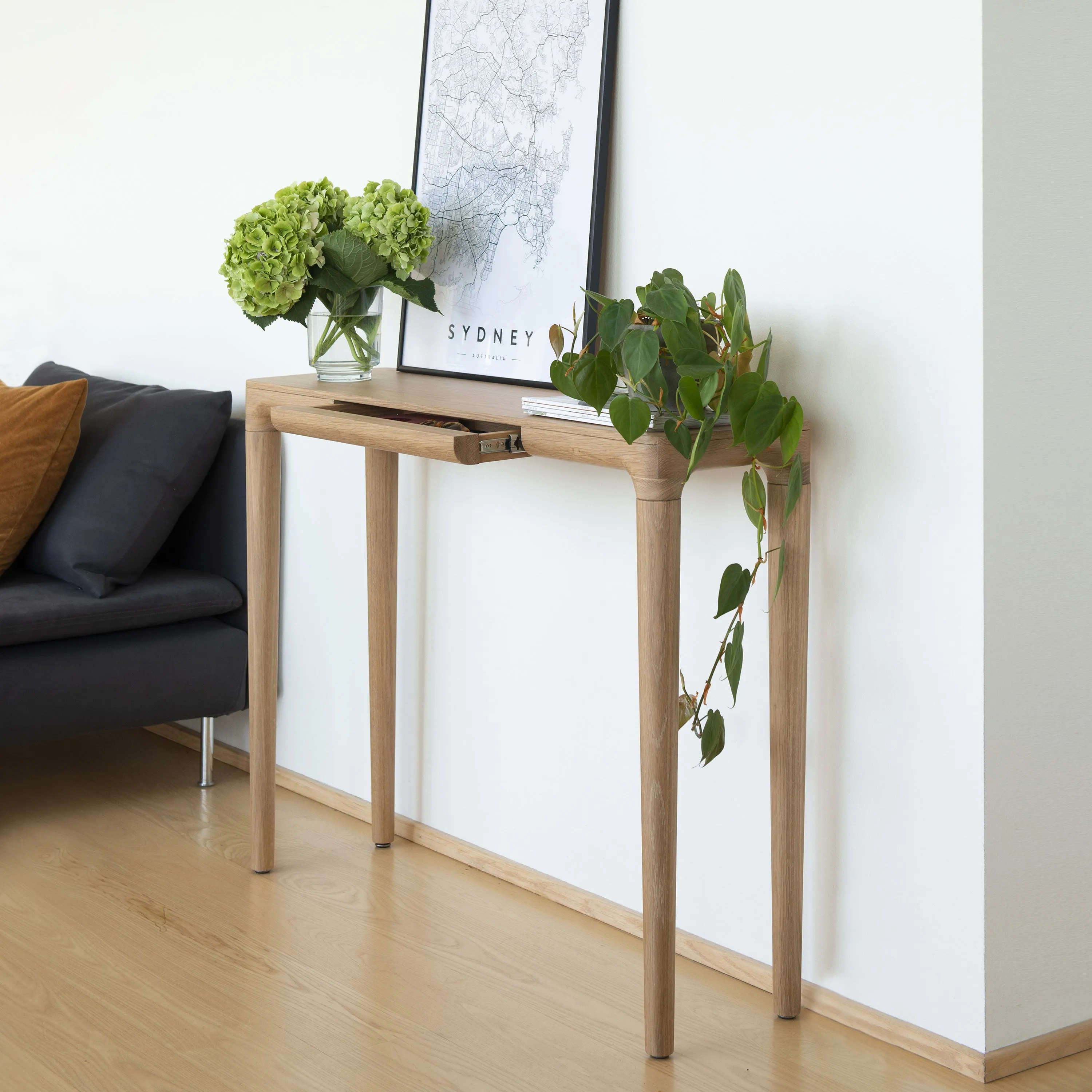 Heart'n'Soul Console Table