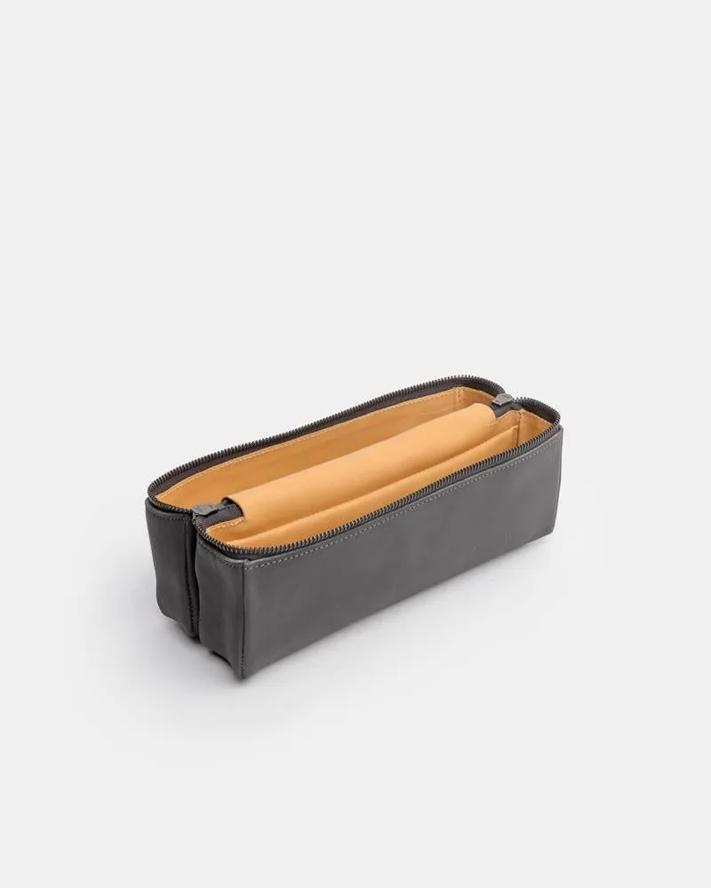 Magic Travel Box in Carbon