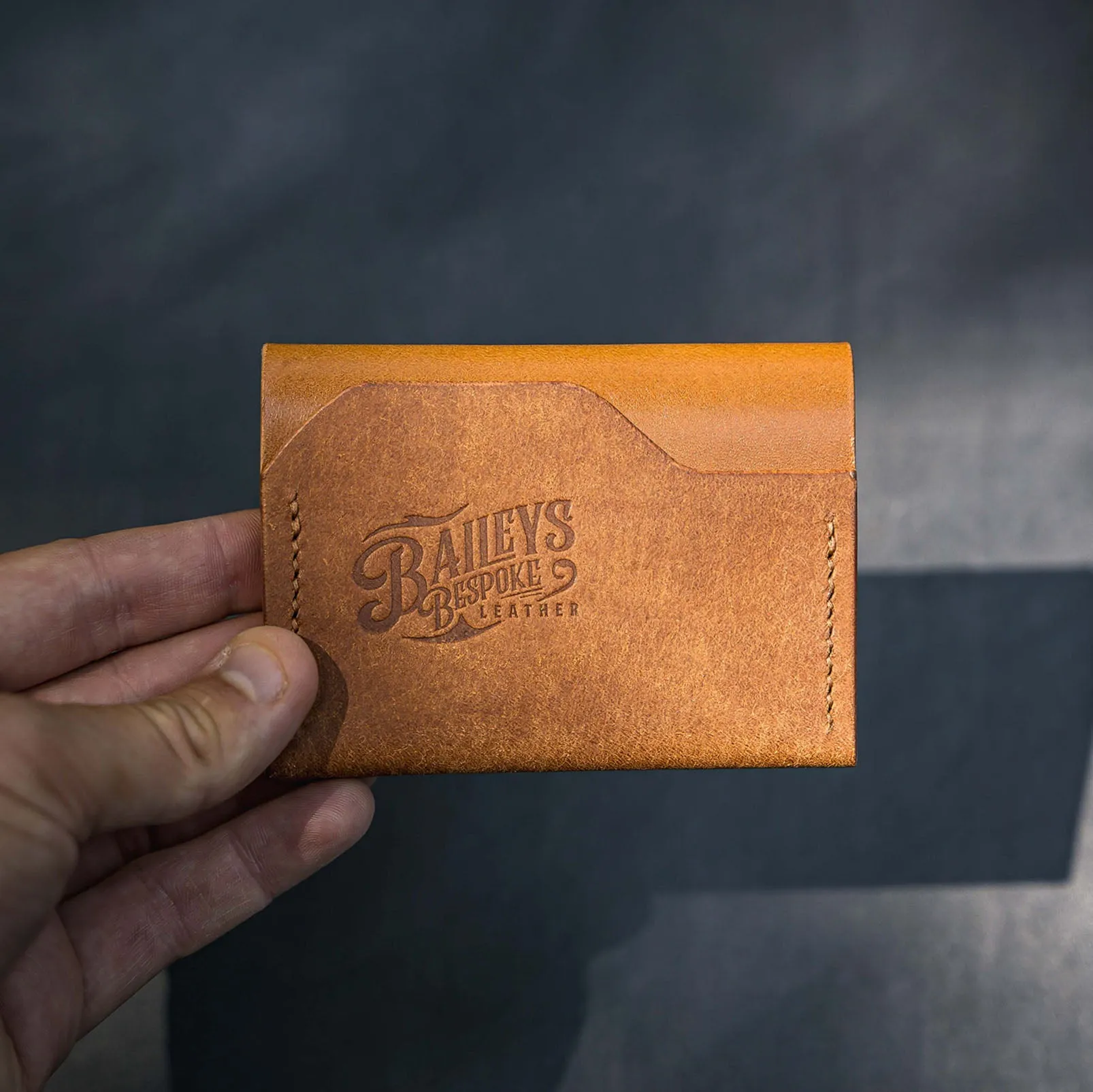 The Minimalist Wallet - Tan